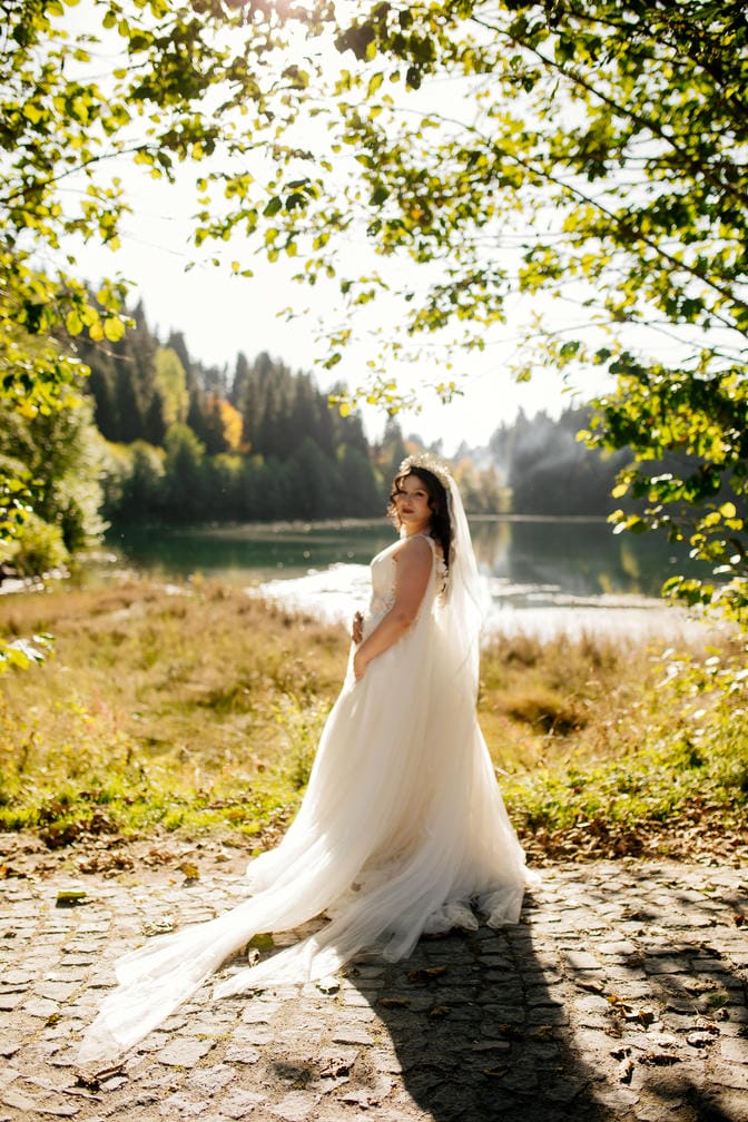 Elif Mükremin Sonbaharın Sessiz Tanığı Fotorafci.com / Trabzon – Zehra Şılbır | Profesyonel Fotoğrafçı Hizmetleri