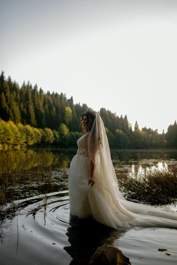 Elif Mükremin Sonbaharın Sessiz Tanığı Fotorafci.com / Trabzon – Zehra Şılbır | Profesyonel Fotoğrafçı Hizmetleri