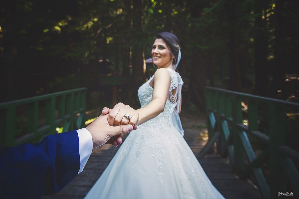 Elif Salman Mutluluğun Dansı Fotorafci.com / Trabzon – Zehra Şılbır | Profesyonel Fotoğrafçı Hizmetleri