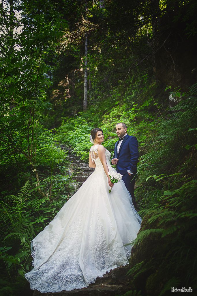 Elif Salman Mutluluğun Dansı Fotorafci.com / Trabzon – Zehra Şılbır | Profesyonel Fotoğrafçı Hizmetleri