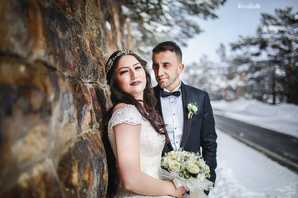 Nagihan Bahadır Beyazın Ortasında Yanan Aşk Fotorafci.com / Trabzon – Zehra Şılbır | Profesyonel Fotoğrafçı Hizmetleri