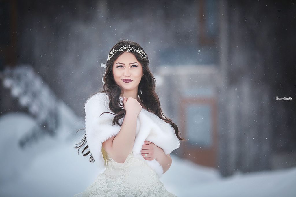 Nagihan Bahadır Beyazın Ortasında Yanan Aşk Fotorafci.com / Trabzon – Zehra Şılbır | Profesyonel Fotoğrafçı Hizmetleri