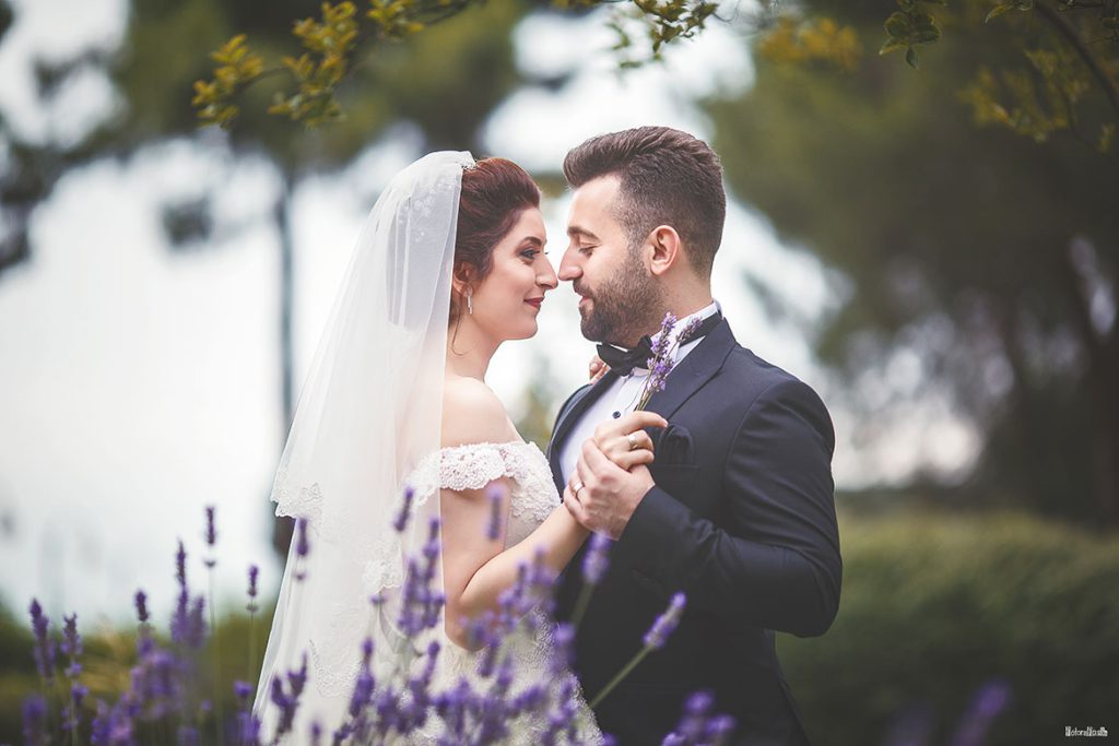 Özge Ersen Aşkın Kırmızı Köprüsü Fotorafci.com / Trabzon – Zehra Şılbır | Profesyonel Fotoğrafçı Hizmetleri Özge Ersen Aşkın Kırmızı Köprüsü Fotorafci.com / Trabzon – Zehra Şılbır | Profesyonel Fotoğrafçı Hizmetleri