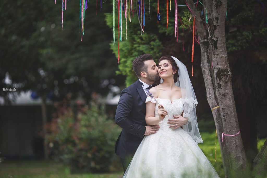 Özge Ersen Aşkın Kırmızı Köprüsü Fotorafci.com / Trabzon – Zehra Şılbır | Profesyonel Fotoğrafçı Hizmetleri Özge Ersen Aşkın Kırmızı Köprüsü Fotorafci.com / Trabzon – Zehra Şılbır | Profesyonel Fotoğrafçı Hizmetleri