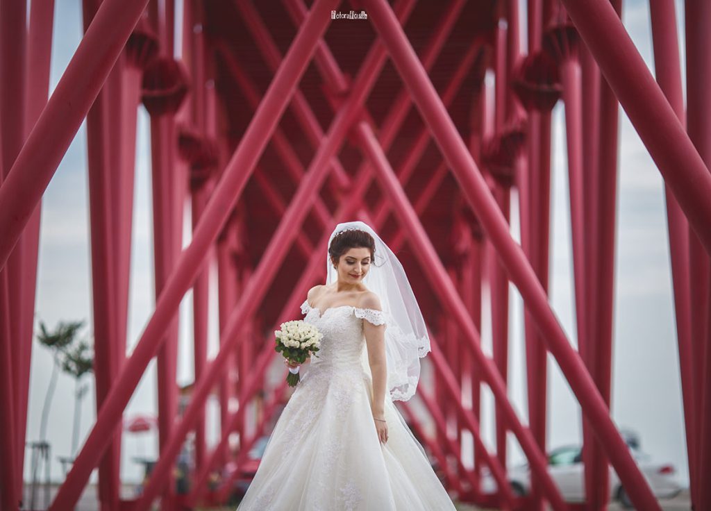 Özge Ersen Aşkın Kırmızı Köprüsü Fotorafci.com / Trabzon – Zehra Şılbır | Profesyonel Fotoğrafçı Hizmetleri Özge Ersen Aşkın Kırmızı Köprüsü Fotorafci.com / Trabzon – Zehra Şılbır | Profesyonel Fotoğrafçı Hizmetleri