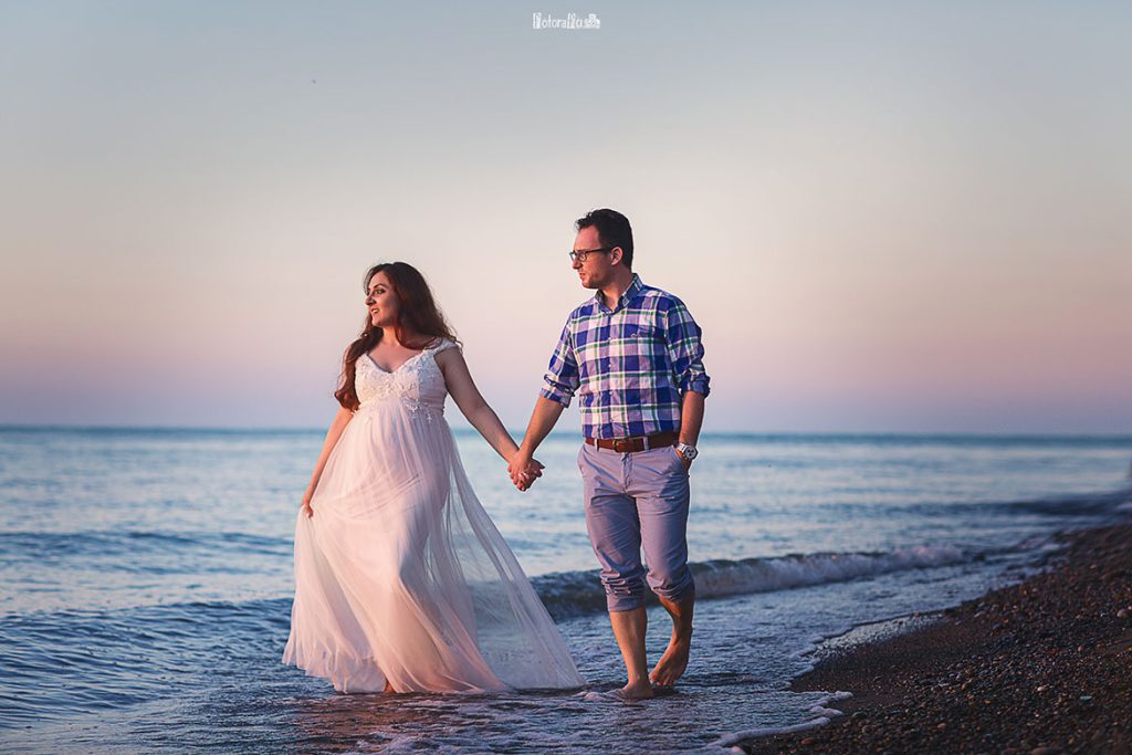 Sona Levenet Neşeli Hamilelik Çekimi Fotorafci.com / Trabzon – Zehra Şılbır | Profesyonel Fotoğrafçı Hizmetleri