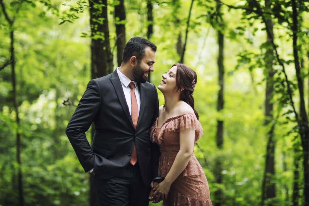 Trabzon Nişan Hikayesi: Gizem ve Ali’nin Doğadaki Aşk Masalı Fotorafci.com / Trabzon – Zehra Şılbır | Profesyonel Fotoğrafçı Hizmetleri Trabzon Nişan Hikayesi: Gizem ve Ali’nin Doğadaki Aşk Masalı Fotorafci.com / Trabzon – Zehra Şılbır | Profesyonel Fotoğrafçı Hizmetleri