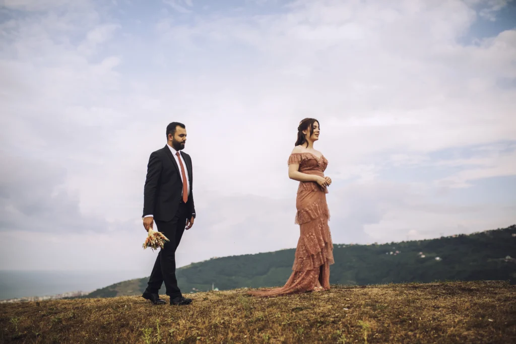 Trabzon Nişan Hikayesi: Gizem ve Ali’nin Doğadaki Aşk Masalı Fotorafci.com / Trabzon – Zehra Şılbır | Profesyonel Fotoğrafçı Hizmetleri Trabzon Nişan Hikayesi: Gizem ve Ali’nin Doğadaki Aşk Masalı Fotorafci.com / Trabzon – Zehra Şılbır | Profesyonel Fotoğrafçı Hizmetleri