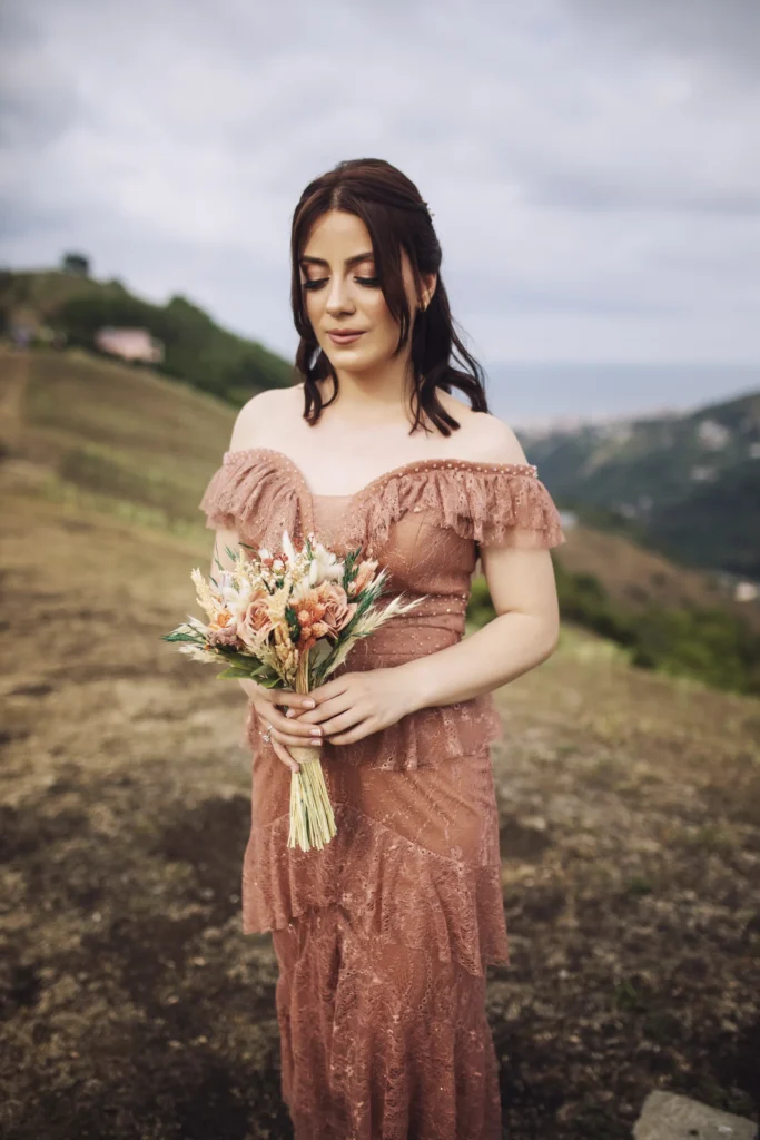 Trabzon Nişan Hikayesi: Gizem ve Ali’nin Doğadaki Aşk Masalı Fotorafci.com / Trabzon – Zehra Şılbır | Profesyonel Fotoğrafçı Hizmetleri Trabzon Nişan Hikayesi: Gizem ve Ali’nin Doğadaki Aşk Masalı Fotorafci.com / Trabzon – Zehra Şılbır | Profesyonel Fotoğrafçı Hizmetleri