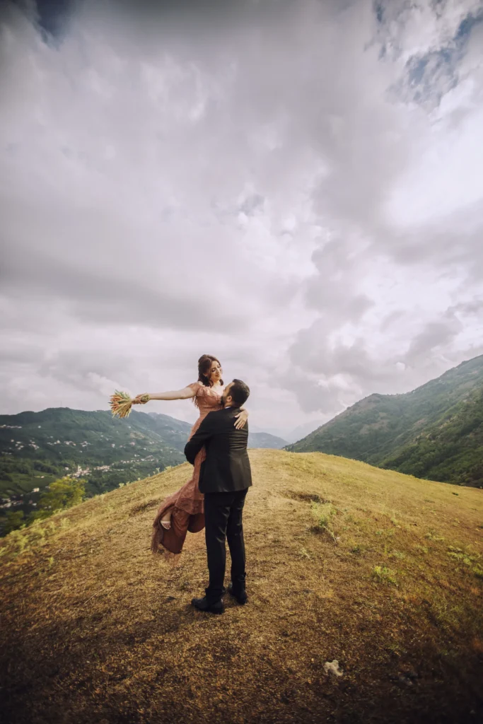 Trabzon Nişan Hikayesi: Gizem ve Ali’nin Doğadaki Aşk Masalı Fotorafci.com / Trabzon – Zehra Şılbır | Profesyonel Fotoğrafçı Hizmetleri Trabzon Nişan Hikayesi: Gizem ve Ali’nin Doğadaki Aşk Masalı Fotorafci.com / Trabzon – Zehra Şılbır | Profesyonel Fotoğrafçı Hizmetleri